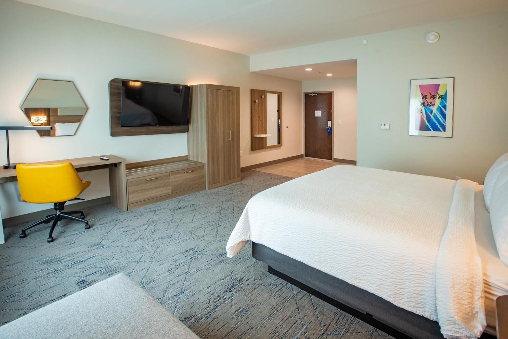 Holiday Inn Express & Suites Pensacola Airport North - I-10 By Ihg Ferry Pass Zewnętrze zdjęcie